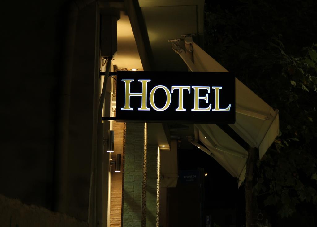 Hotel George Kalamata Exterior foto